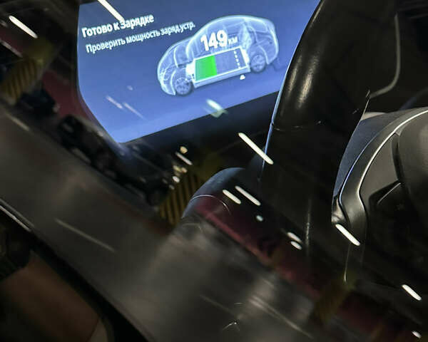 Черный Тесла Модель С, объемом двигателя 0 л и пробегом 221 тыс. км за 13500 $, фото 6 на Automoto.ua