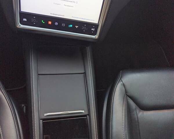 Чорний Тесла Модель С, об'ємом двигуна 0 л та пробігом 155 тис. км за 16850 $, фото 15 на Automoto.ua