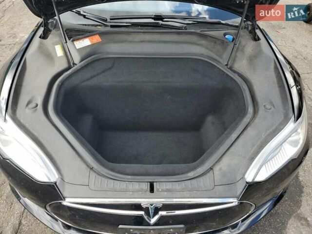 Черный Тесла Модель С, объемом двигателя 0 л и пробегом 93 тыс. км за 4200 $, фото 10 на Automoto.ua