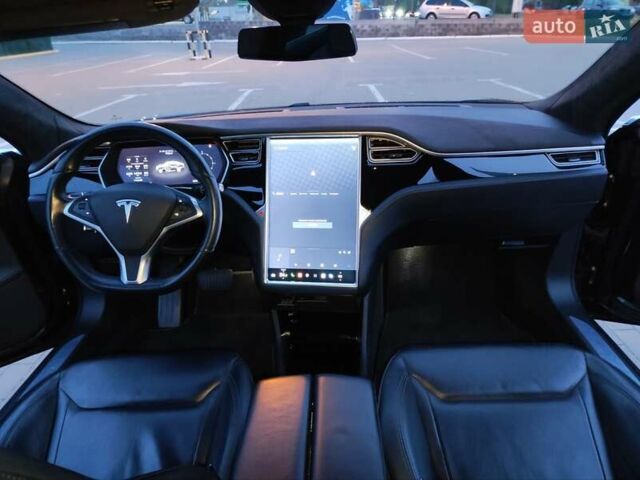 Черный Тесла Модель С, объемом двигателя 0 л и пробегом 115 тыс. км за 17998 $, фото 18 на Automoto.ua