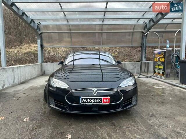 Черный Тесла Модель С, объемом двигателя 0 л и пробегом 209 тыс. км за 14290 $, фото 1 на Automoto.ua