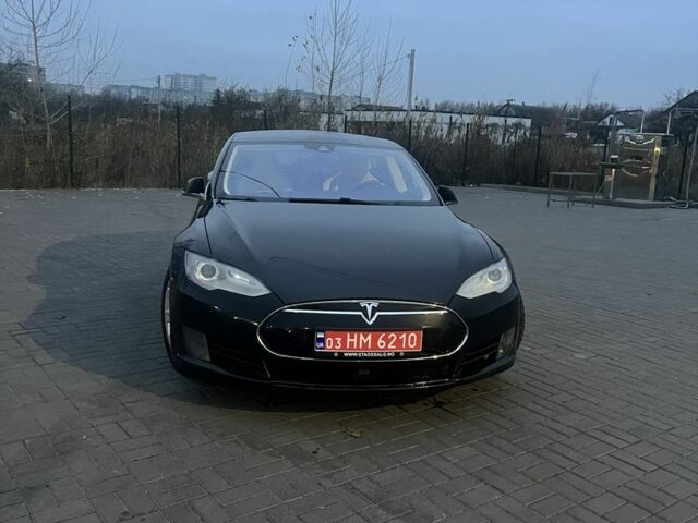 Черный Тесла Модель С, объемом двигателя 0 л и пробегом 250 тыс. км за 15700 $, фото 1 на Automoto.ua