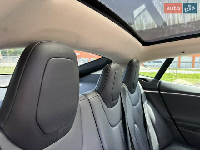 Черный Тесла Модель С, объемом двигателя 0 л и пробегом 221 тыс. км за 13500 $, фото 4 на Automoto.ua