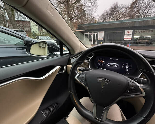 Черный Тесла Модель С, объемом двигателя 0 л и пробегом 66 тыс. км за 18000 $, фото 19 на Automoto.ua