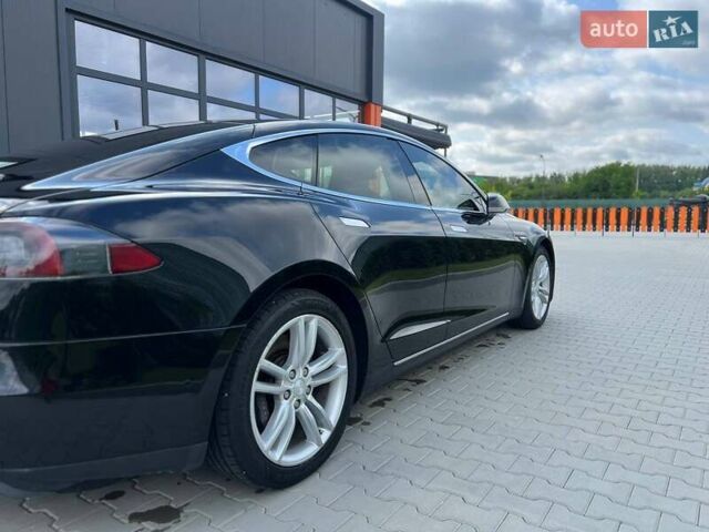 Черный Тесла Модель С, объемом двигателя 0 л и пробегом 165 тыс. км за 15900 $, фото 5 на Automoto.ua