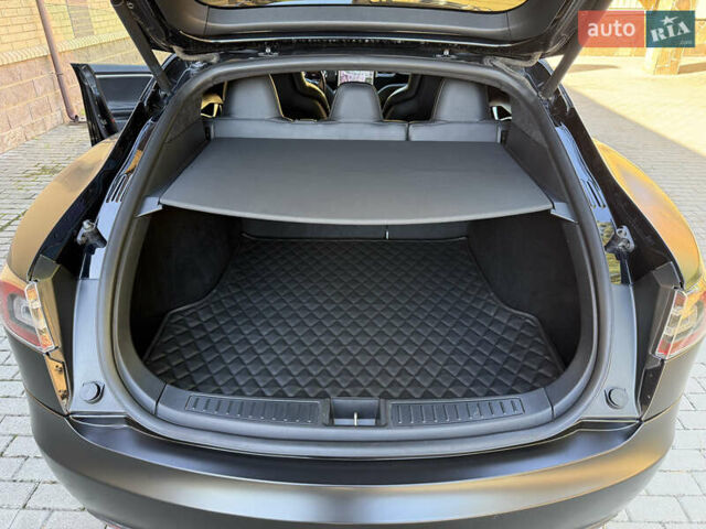 Чорний Тесла Модель С, об'ємом двигуна 0 л та пробігом 177 тис. км за 16800 $, фото 5 на Automoto.ua