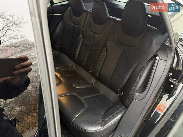 Черный Тесла Модель С, объемом двигателя 0 л и пробегом 167 тыс. км за 19000 $, фото 25 на Automoto.ua