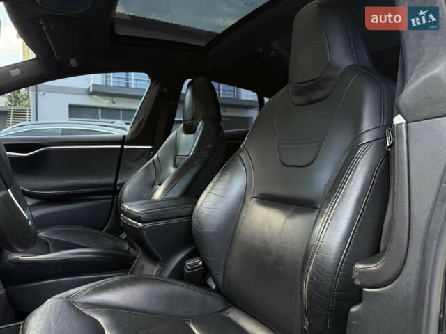 Чорний Тесла Модель С, об'ємом двигуна 0 л та пробігом 183 тис. км за 13950 $, фото 31 на Automoto.ua