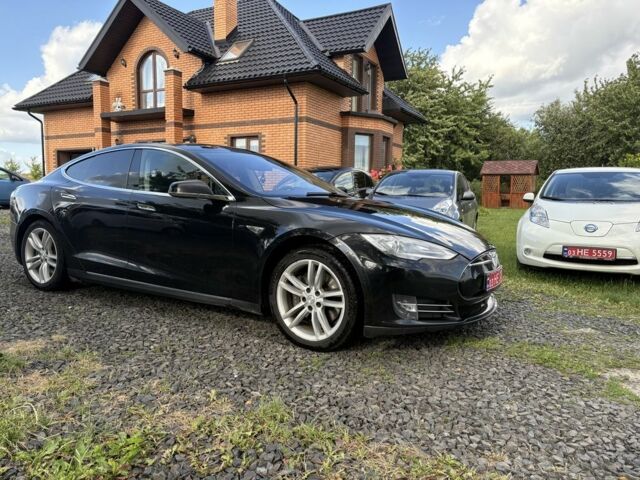Черный Тесла Модель С, объемом двигателя 0 л и пробегом 217 тыс. км за 13000 $, фото 2 на Automoto.ua
