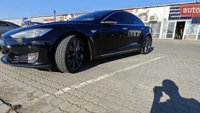 Черный Тесла Модель С, объемом двигателя 0 л и пробегом 156 тыс. км за 15500 $, фото 31 на Automoto.ua