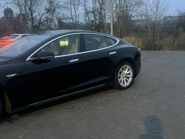 Черный Тесла Модель С, объемом двигателя 0 л и пробегом 250 тыс. км за 15700 $, фото 6 на Automoto.ua