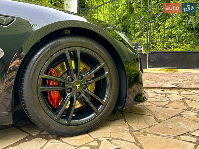 Черный Тесла Модель С, объемом двигателя 0 л и пробегом 200 тыс. км за 15000 $, фото 24 на Automoto.ua