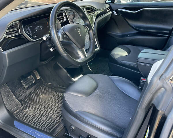 Черный Тесла Модель С, объемом двигателя 0 л и пробегом 199 тыс. км за 15800 $, фото 14 на Automoto.ua