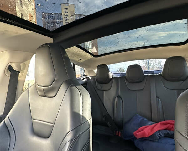 Черный Тесла Модель С, объемом двигателя 0 л и пробегом 153 тыс. км за 13400 $, фото 25 на Automoto.ua