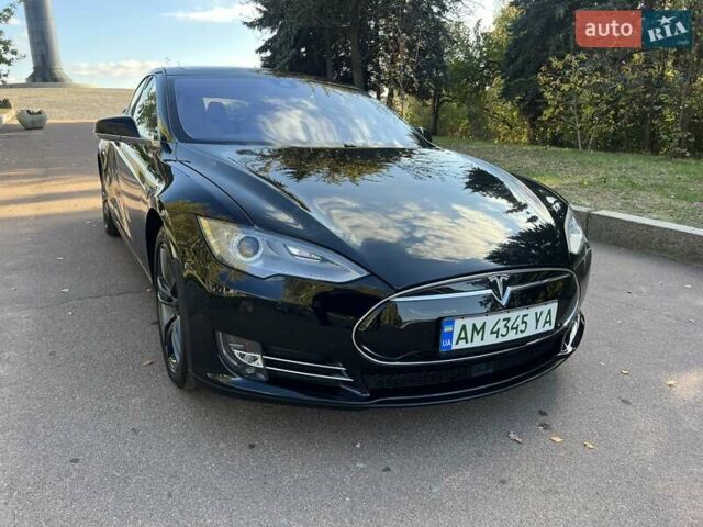 Черный Тесла Модель С, объемом двигателя 0 л и пробегом 108 тыс. км за 19800 $, фото 2 на Automoto.ua