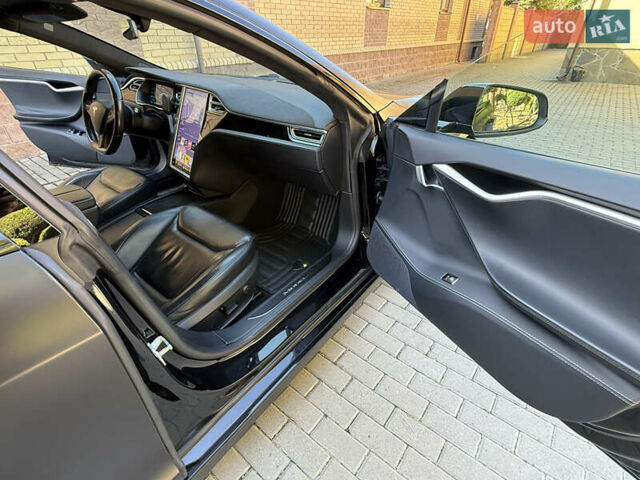Чорний Тесла Модель С, об'ємом двигуна 0 л та пробігом 177 тис. км за 16800 $, фото 7 на Automoto.ua