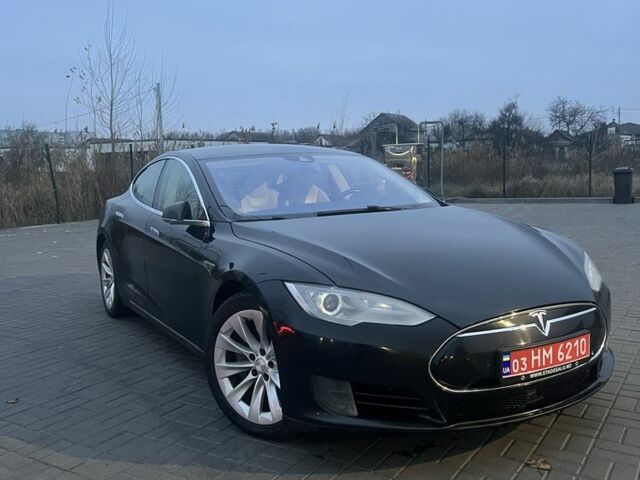 Черный Тесла Модель С, объемом двигателя 0 л и пробегом 250 тыс. км за 15700 $, фото 2 на Automoto.ua