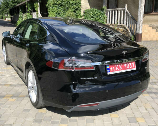 Черный Тесла Модель С, объемом двигателя 0 л и пробегом 180 тыс. км за 14200 $, фото 1 на Automoto.ua
