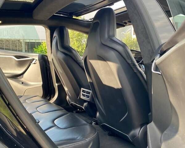 Черный Тесла Модель С, объемом двигателя 0 л и пробегом 235 тыс. км за 14000 $, фото 14 на Automoto.ua