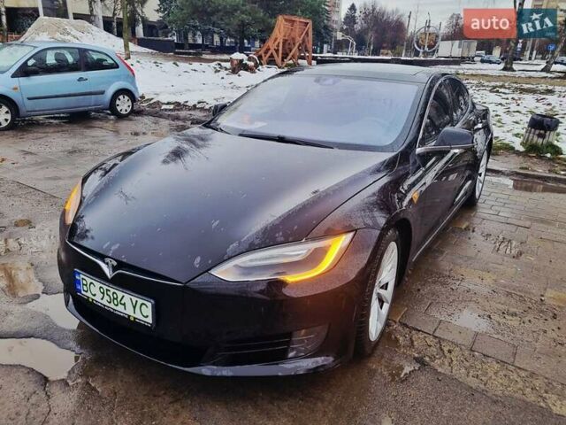 Черный Тесла Модель С, объемом двигателя 0 л и пробегом 239 тыс. км за 15900 $, фото 3 на Automoto.ua