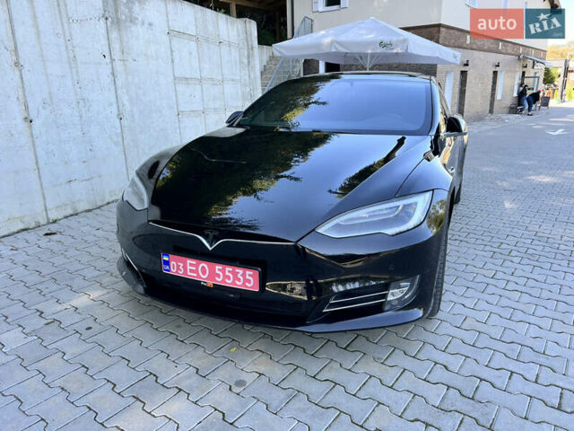 Черный Тесла Модель С, объемом двигателя 0 л и пробегом 222 тыс. км за 15800 $, фото 1 на Automoto.ua