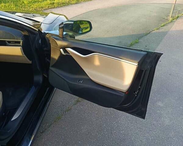 Тесла Модель С 2016 у Львові на Automoto.ua Чорний Тесла Модель С, об'ємом двигуна 0 л та пробігом 98 тис. км за 15300 $, фото 15 на Automoto.ua