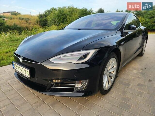 Черный Тесла Модель С, объемом двигателя 0 л и пробегом 61 тыс. км за 19900 $, фото 3 на Automoto.ua