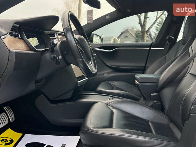 Чорний Тесла Модель С, об'ємом двигуна 0 л та пробігом 190 тис. км за 16699 $, фото 9 на Automoto.ua