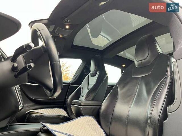 Чорний Тесла Модель С, об'ємом двигуна 0 л та пробігом 140 тис. км за 17490 $, фото 20 на Automoto.ua