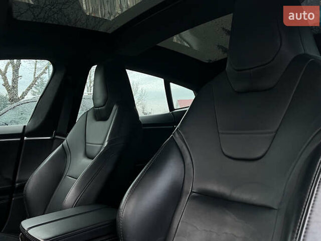 Черный Тесла Модель С, объемом двигателя 0 л и пробегом 152 тыс. км за 18900 $, фото 16 на Automoto.ua
