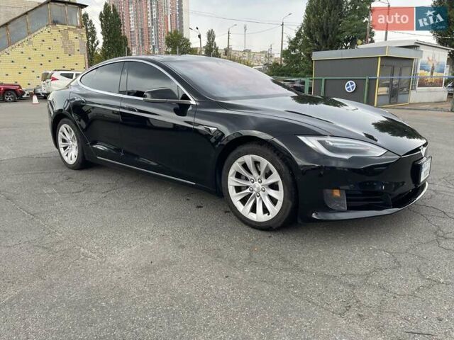 Черный Тесла Модель С, объемом двигателя 0 л и пробегом 119 тыс. км за 15800 $, фото 2 на Automoto.ua