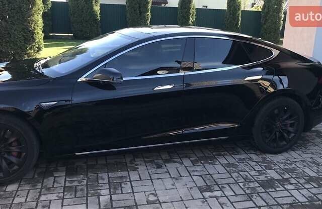 Черный Тесла Модель С, объемом двигателя 0 л и пробегом 120 тыс. км за 20500 $, фото 6 на Automoto.ua