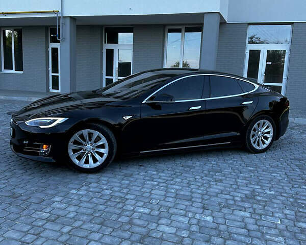 Черный Тесла Модель С, объемом двигателя 0 л и пробегом 261 тыс. км за 14800 $, фото 18 на Automoto.ua