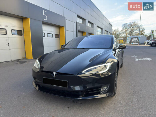 Тесла Модель С 2016 у Києві на Automoto.ua Чорний Тесла Модель С, об'ємом двигуна 0 л та пробігом 120 тис. км за 22000 $, фото 3 на Automoto.ua