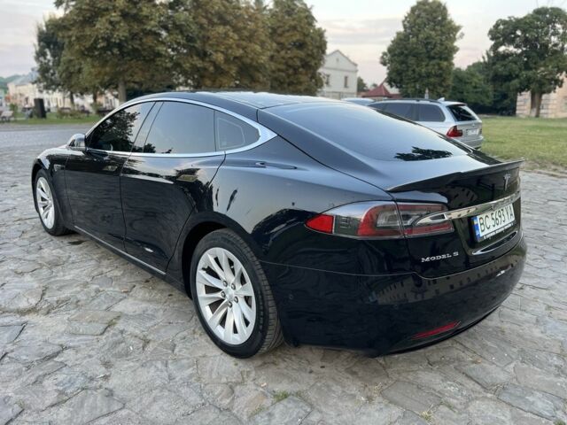 Черный Тесла Модель С, объемом двигателя 0 л и пробегом 101 тыс. км за 17000 $, фото 4 на Automoto.ua