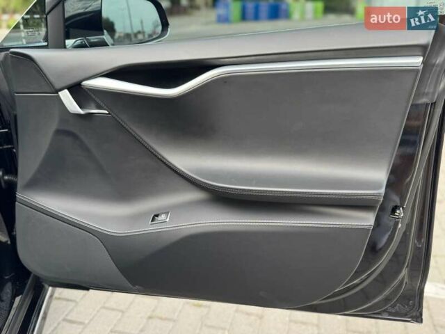 Черный Тесла Модель С, объемом двигателя 0 л и пробегом 195 тыс. км за 17700 $, фото 15 на Automoto.ua