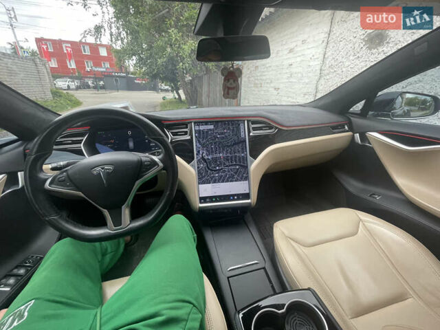 Черный Тесла Модель С, объемом двигателя 0 л и пробегом 99 тыс. км за 23000 $, фото 1 на Automoto.ua