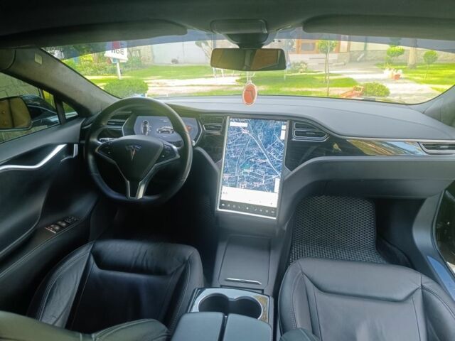 Чорний Тесла Модель С, об'ємом двигуна 0 л та пробігом 90 тис. км за 18900 $, фото 3 на Automoto.ua