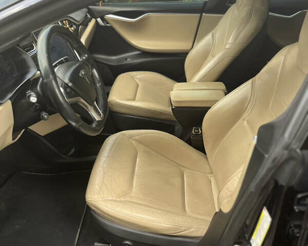 Черный Тесла Модель С, объемом двигателя 0 л и пробегом 258 тыс. км за 18000 $, фото 9 на Automoto.ua