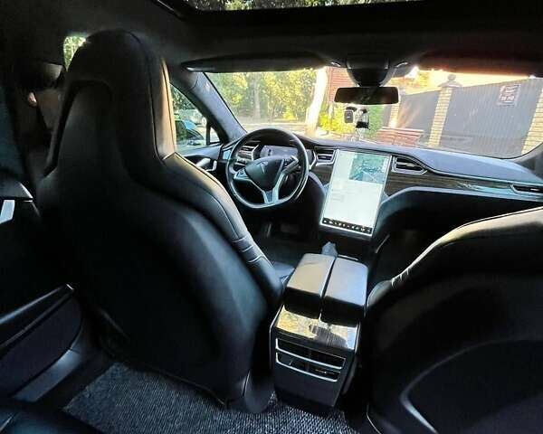Черный Тесла Модель С, объемом двигателя 0 л и пробегом 167 тыс. км за 18000 $, фото 20 на Automoto.ua