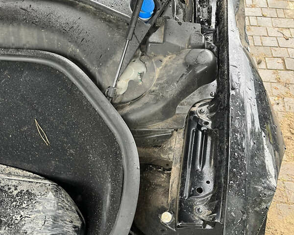 Черный Тесла Модель С, объемом двигателя 0 л и пробегом 210 тыс. км за 7000 $, фото 8 на Automoto.ua