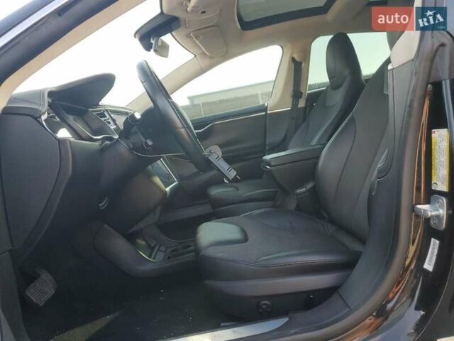 Чорний Тесла Модель С, об'ємом двигуна 0 л та пробігом 165 тис. км за 4500 $, фото 6 на Automoto.ua