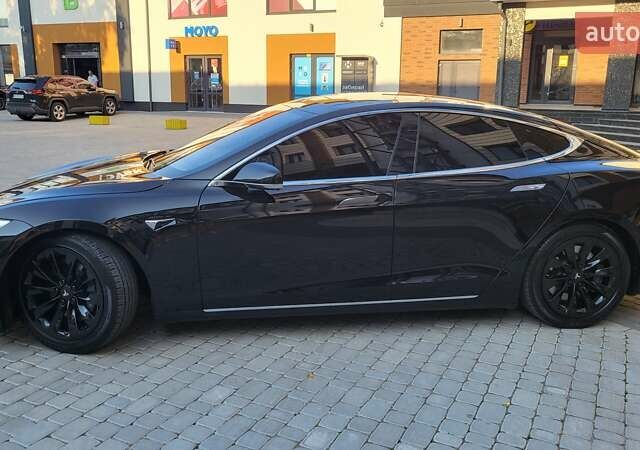 Черный Тесла Модель С, объемом двигателя 0 л и пробегом 83 тыс. км за 19900 $, фото 4 на Automoto.ua
