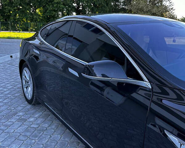 Черный Тесла Модель С, объемом двигателя 0 л и пробегом 261 тыс. км за 14800 $, фото 11 на Automoto.ua