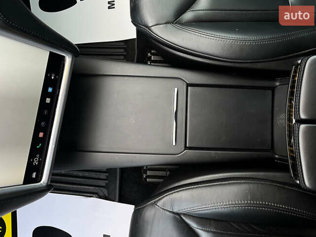 Черный Тесла Модель С, объемом двигателя 0 л и пробегом 152 тыс. км за 18900 $, фото 13 на Automoto.ua