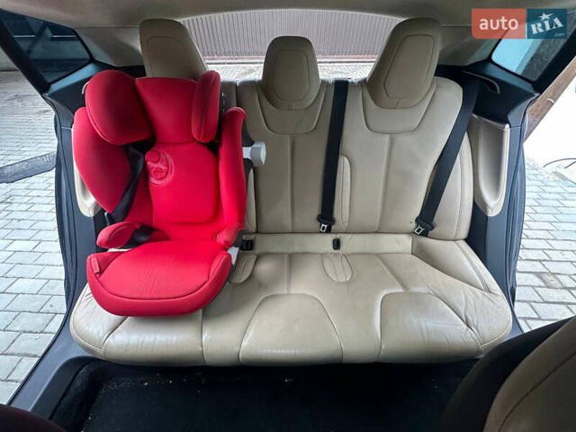 Черный Тесла Модель С, объемом двигателя 0 л и пробегом 250 тыс. км за 15800 $, фото 14 на Automoto.ua