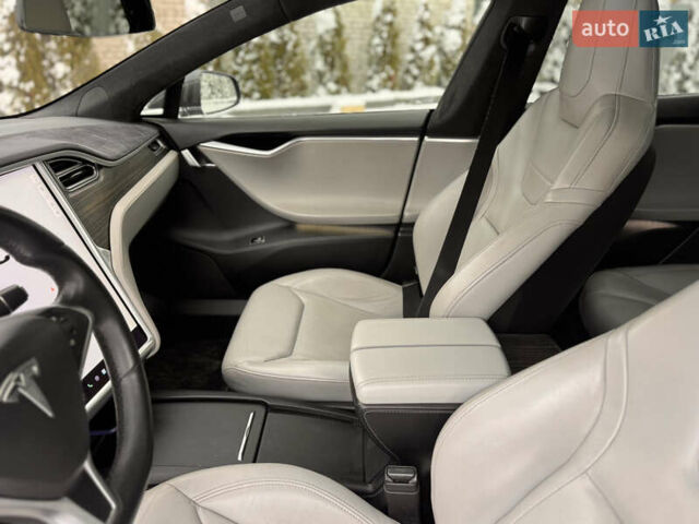 Чорний Тесла Модель С, об'ємом двигуна 0 л та пробігом 183 тис. км за 16500 $, фото 13 на Automoto.ua