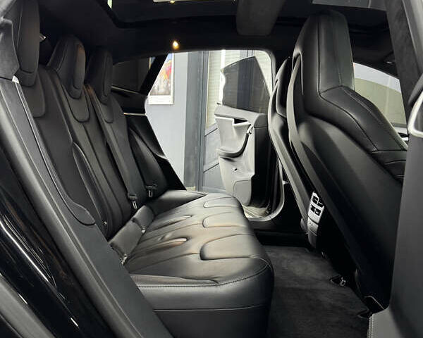 Черный Тесла Модель С, объемом двигателя 0 л и пробегом 147 тыс. км за 17600 $, фото 28 на Automoto.ua