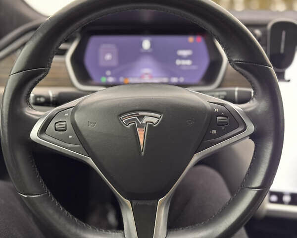 Чорний Тесла Модель С, об'ємом двигуна 0 л та пробігом 183 тис. км за 16500 $, фото 16 на Automoto.ua