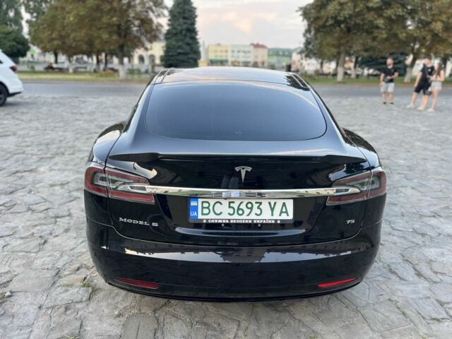 Черный Тесла Модель С, объемом двигателя 0 л и пробегом 101 тыс. км за 17000 $, фото 3 на Automoto.ua